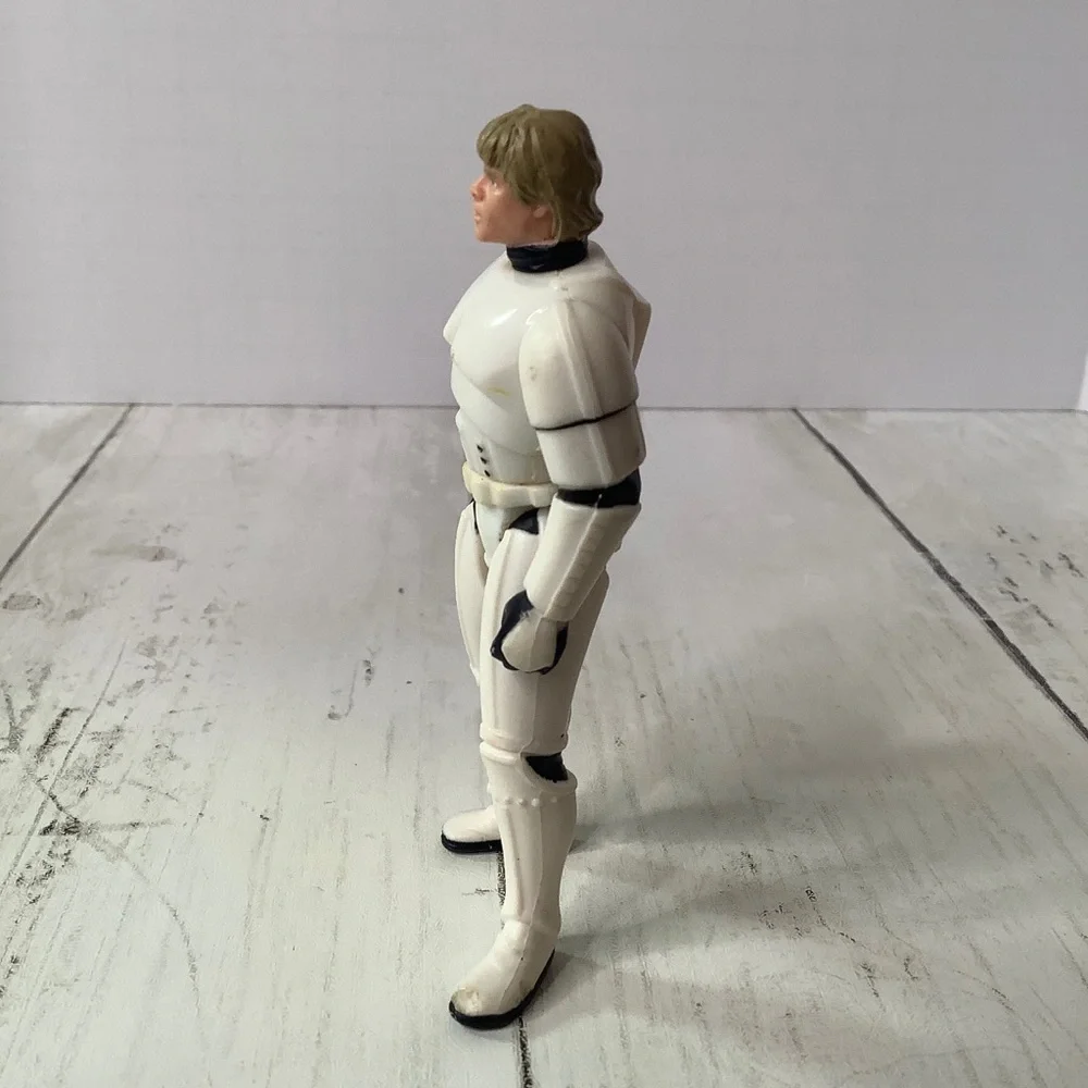 Luke Skywalker Storm Trooper Action Figure (Kenner, 1996)—-with Defect